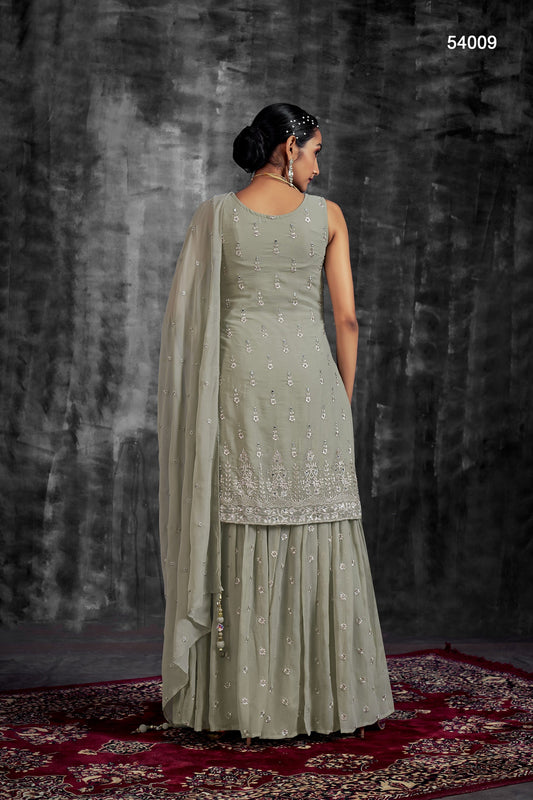 Pista Georgette Sharara suit