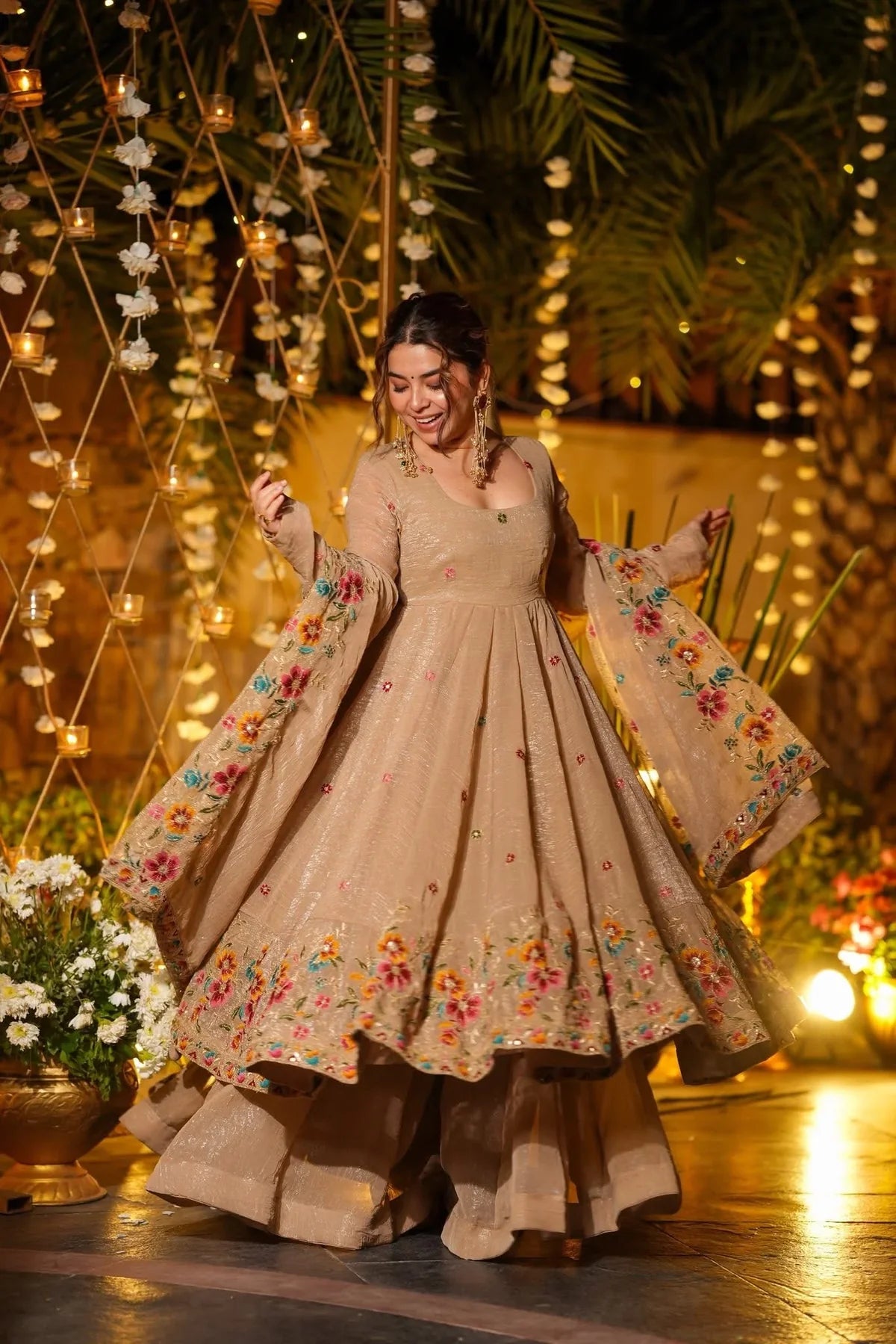 LUMINOUS SILKEN ANARKALI SUIT SET