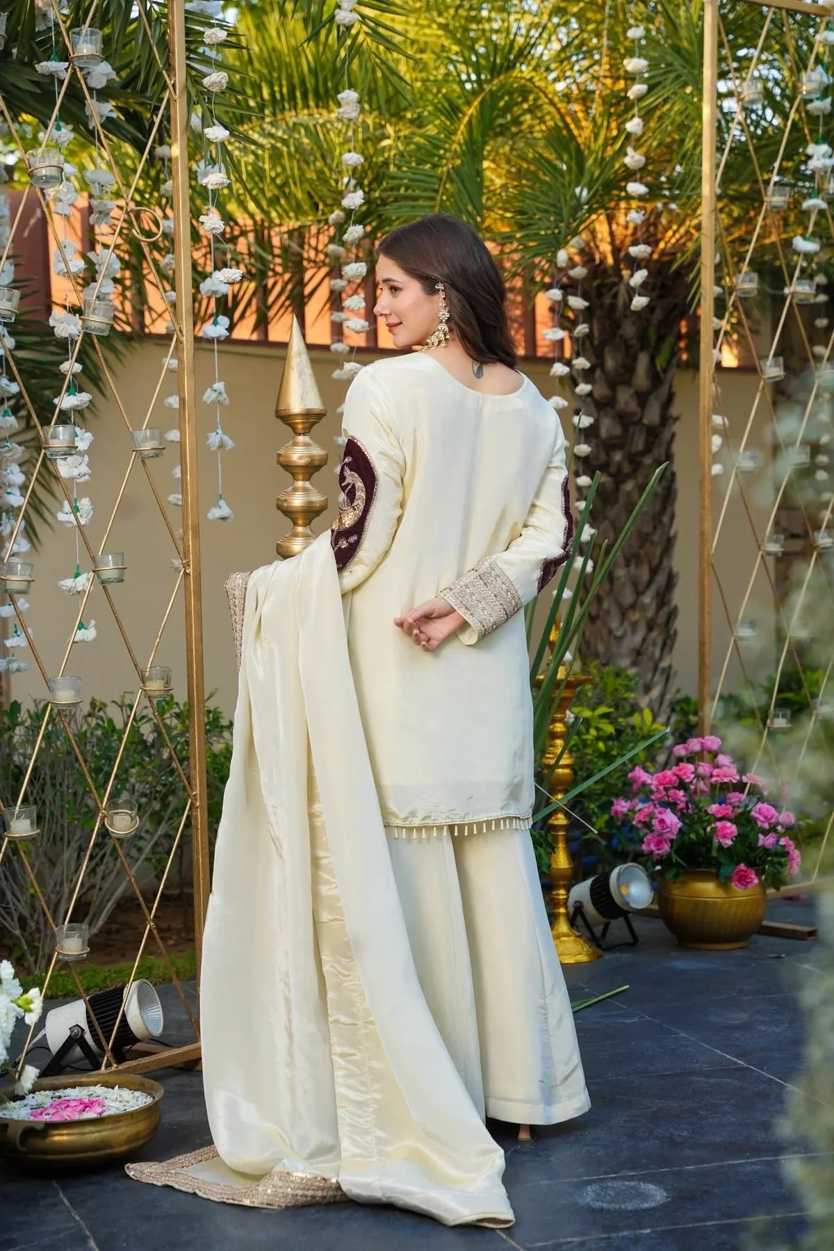 ZARMINA VELVET SHARARA SET