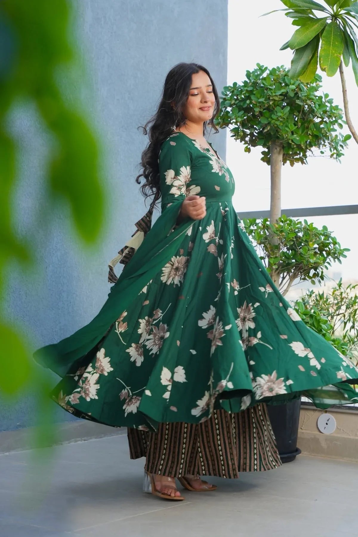 GULFETA GREEN COTTON ANARKALI SUIT SET