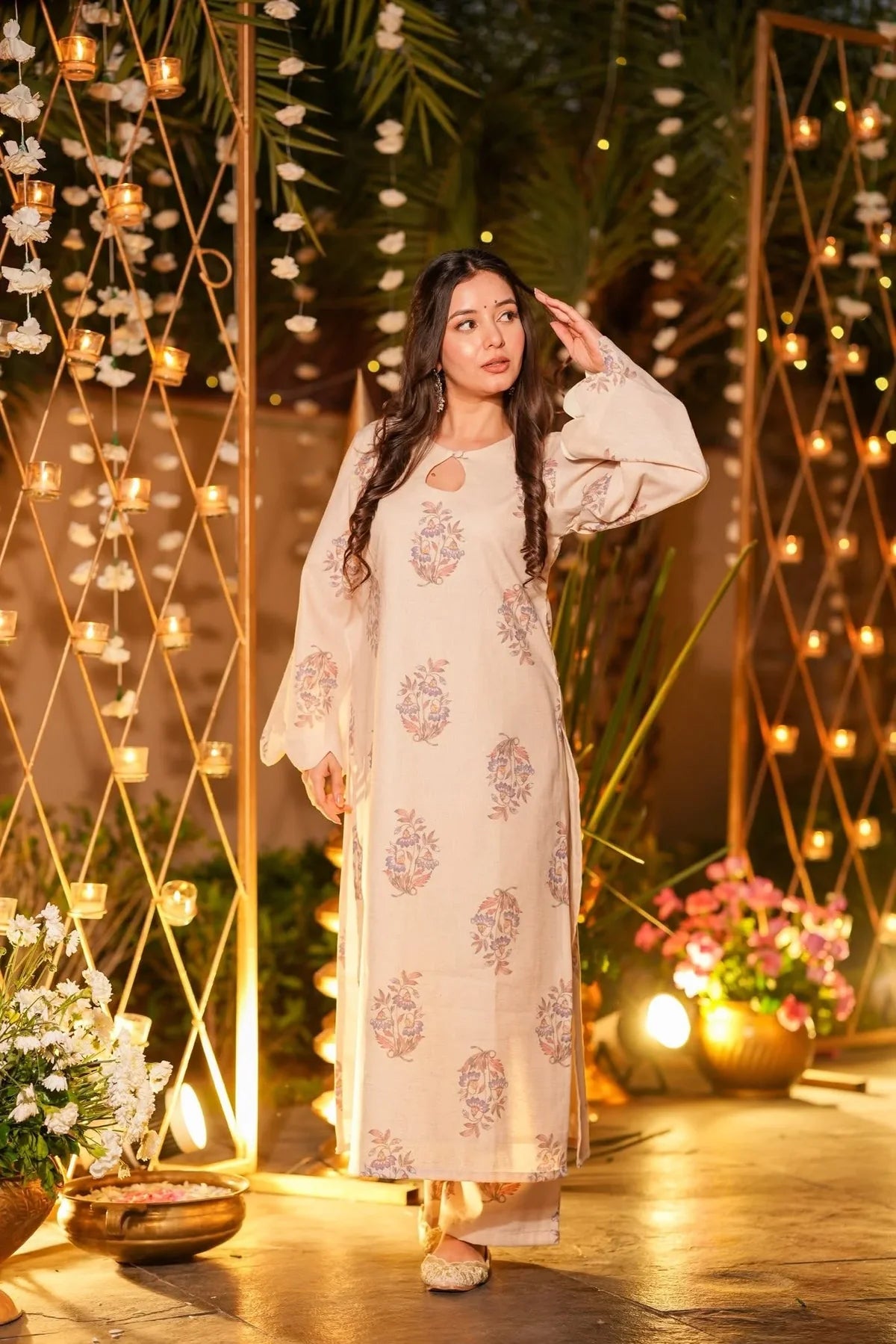 PAVIKA MOTIF PRINTED KURTA SET