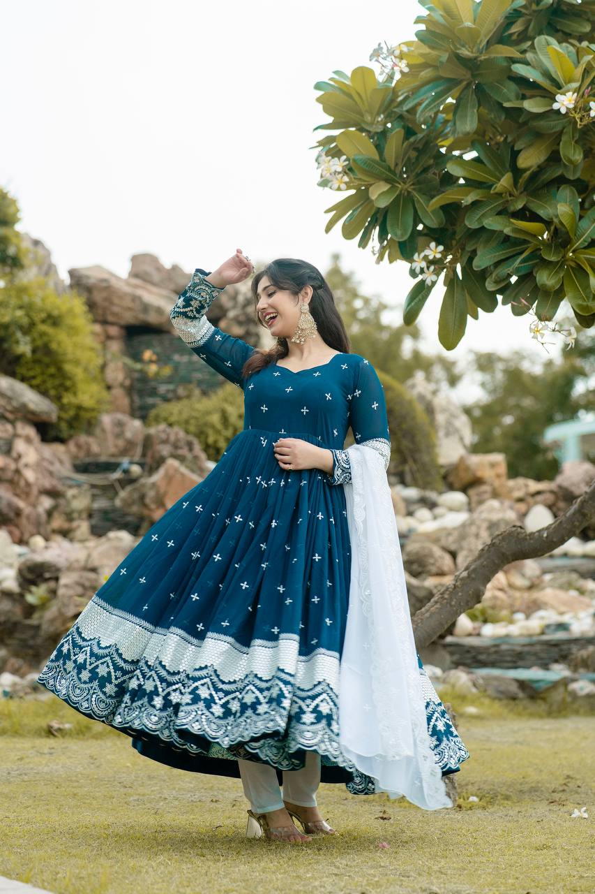 EMBROIDERY WORKED ANARKALI SUIT SET