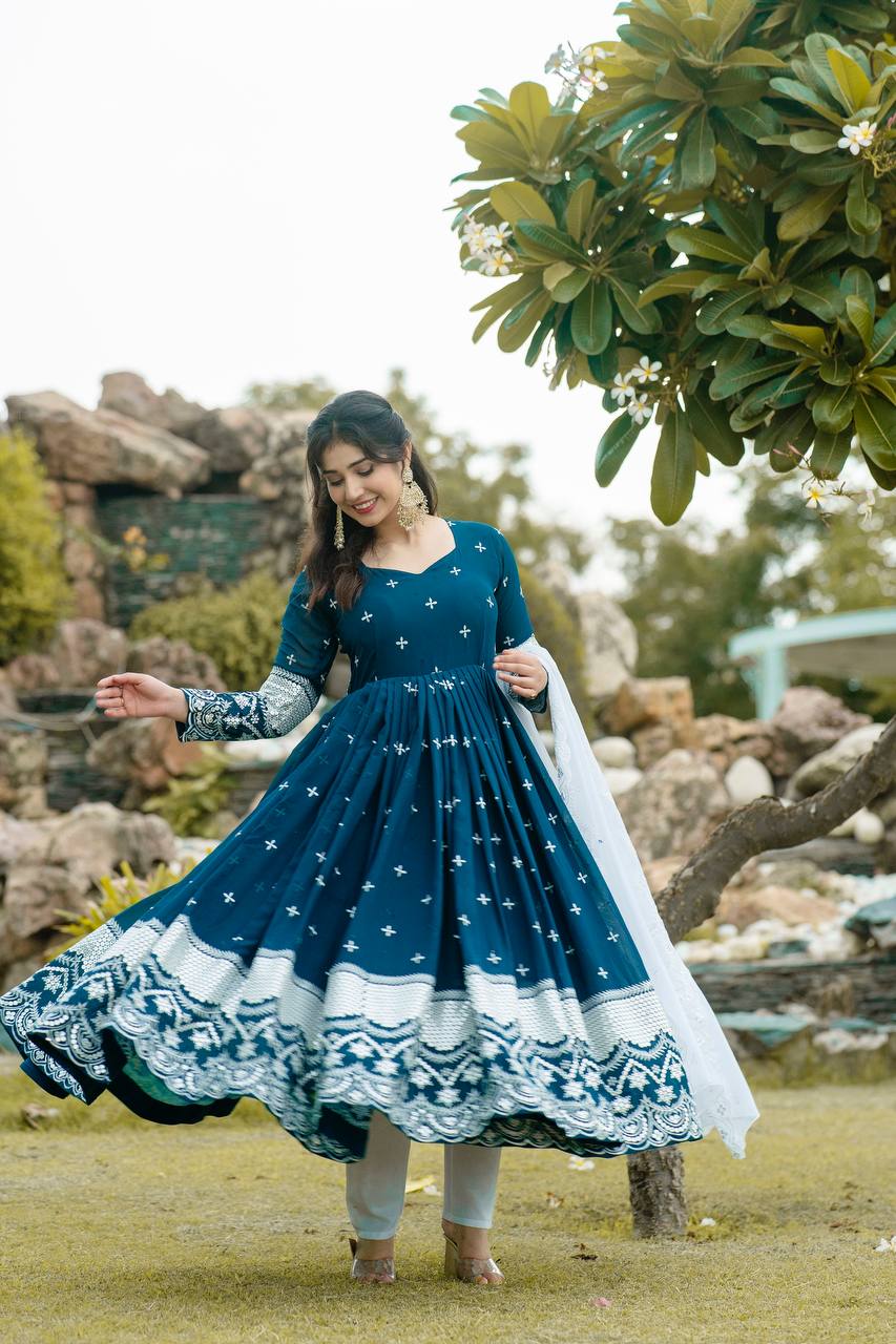 EMBROIDERY WORKED ANARKALI SUIT SET