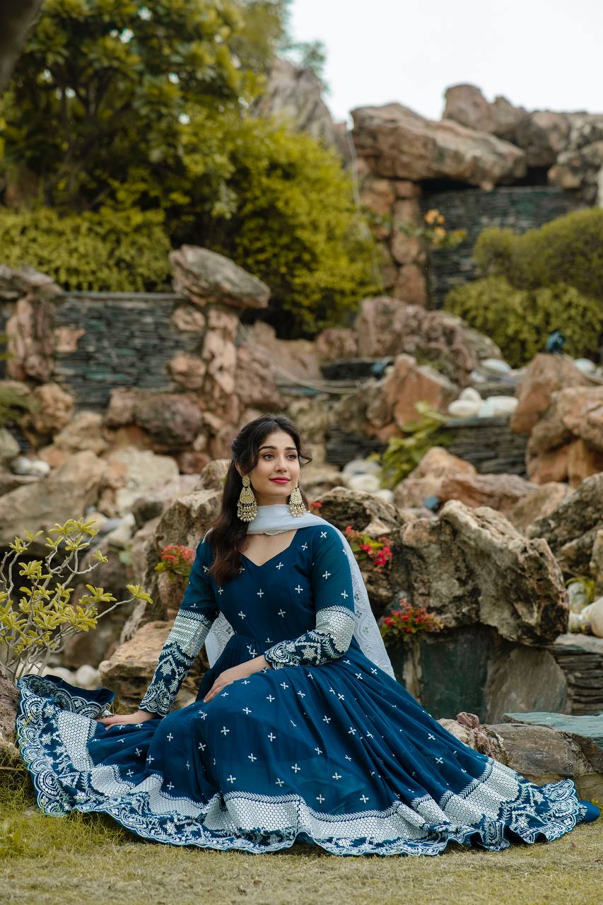 EMBROIDERY WORKED ANARKALI SUIT SET