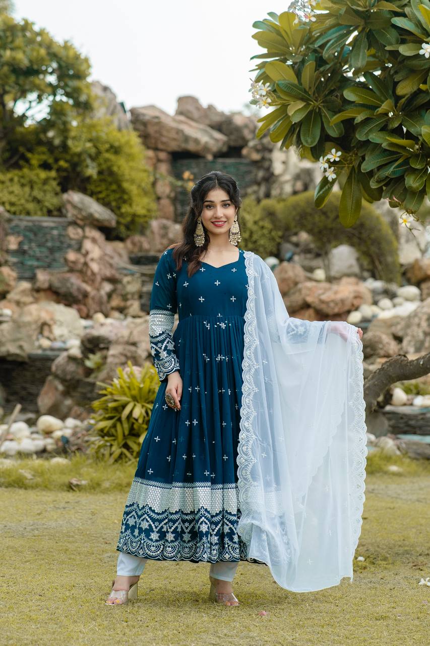 EMBROIDERY WORKED ANARKALI SUIT SET