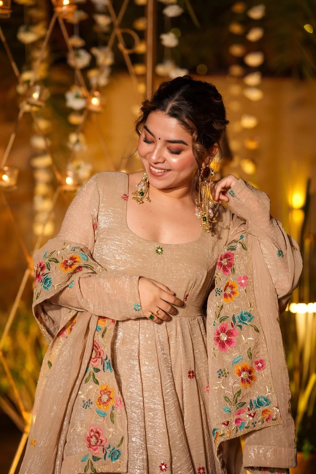 LUMINOUS SILKEN ANARKALI SUIT SET