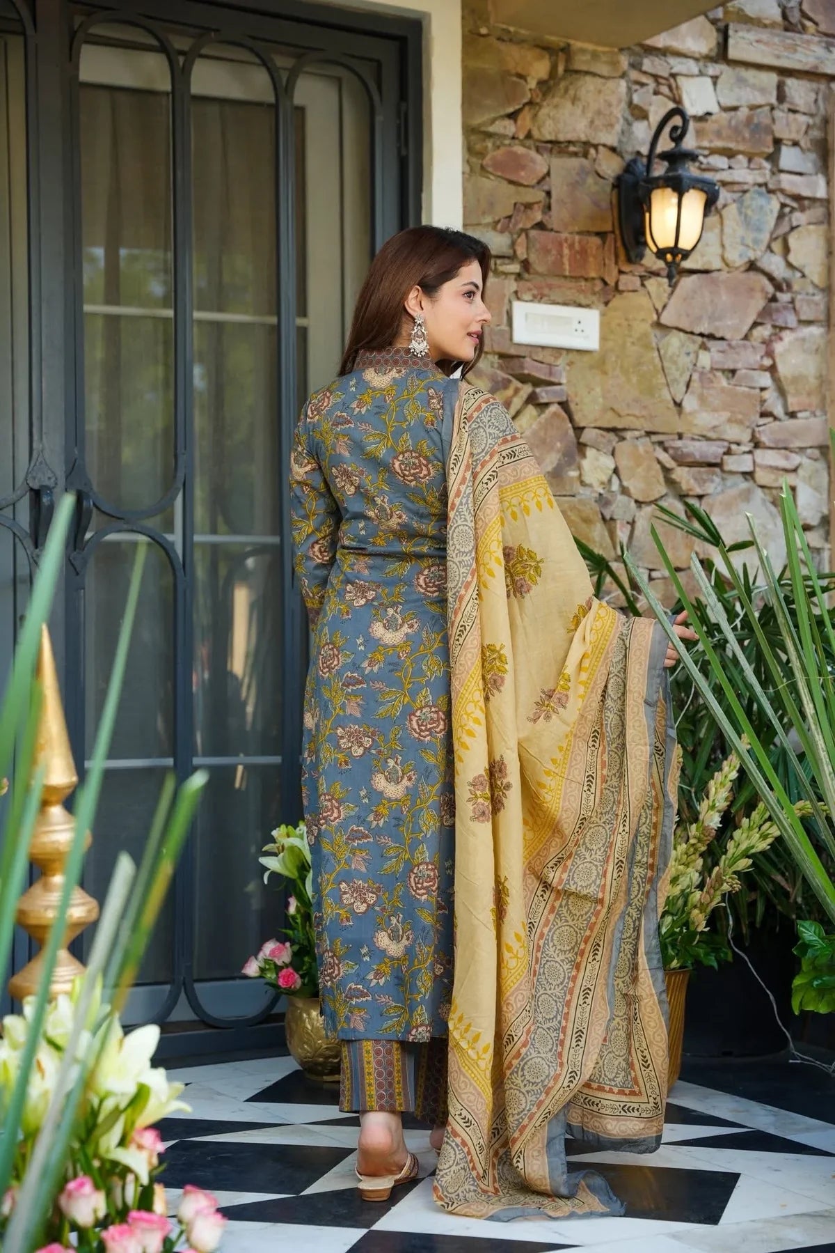 GULPRIYA FLORAL COTTON KURTA SET